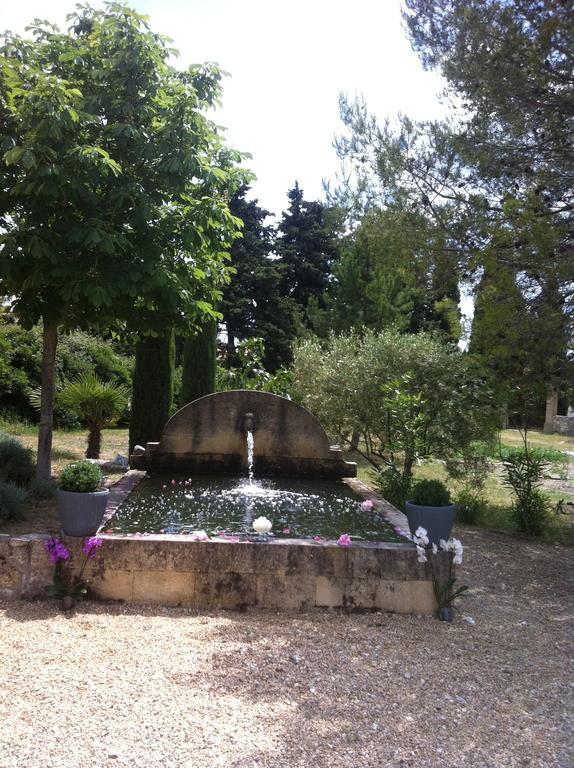 Gite Au Coeur De La Provence & Spa Сен-Канна Номер фото